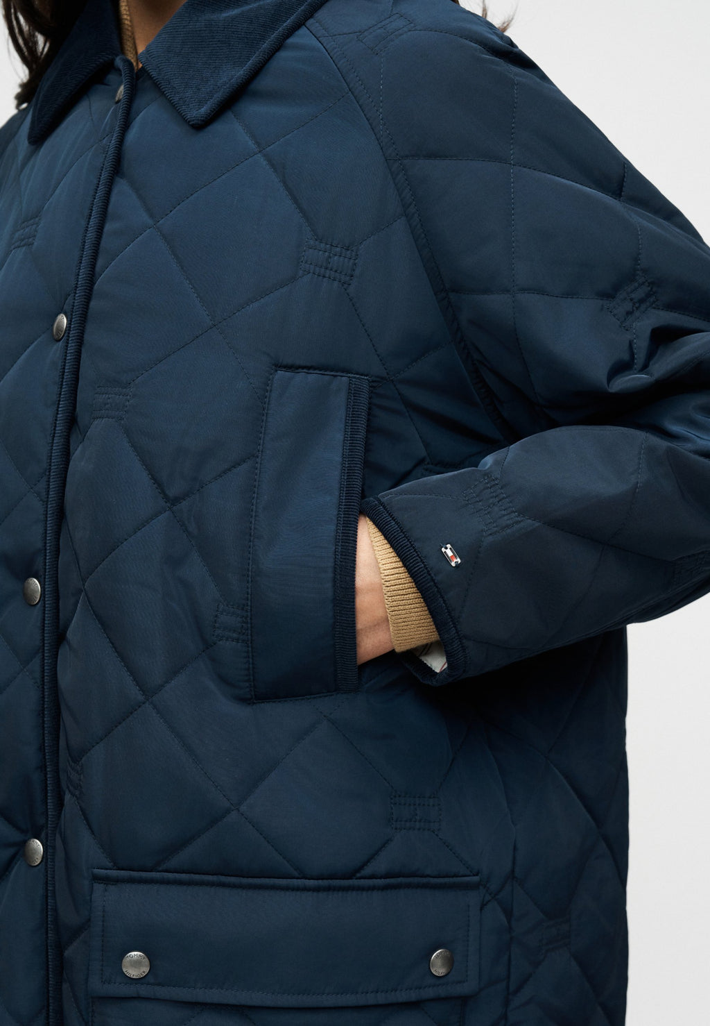 FLAG QUILTED PADDED OVERSIZED LONGLINE COAT Media 6