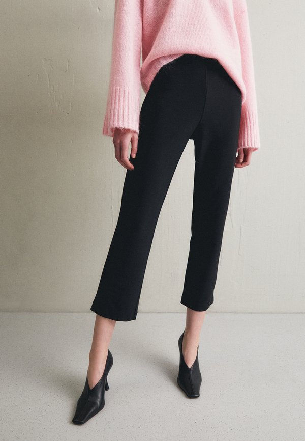 By Malene Birger ESSENTIALS VILEA