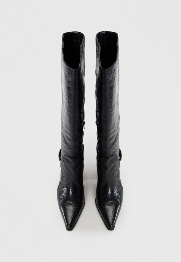 ALDO SADDLE