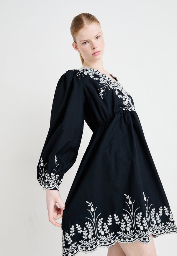 YAS YASTULSA DRESS