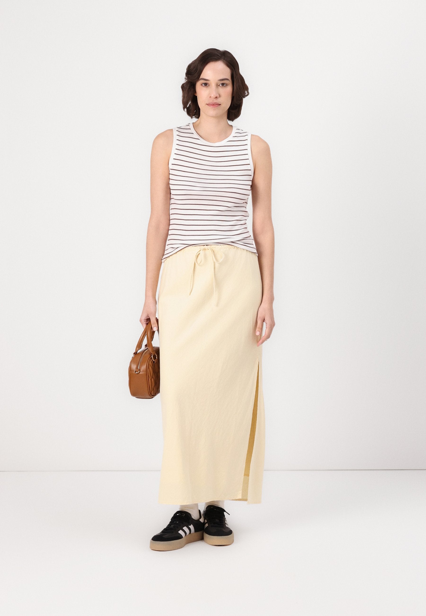 GAP MIDI PULL ON SKIRT