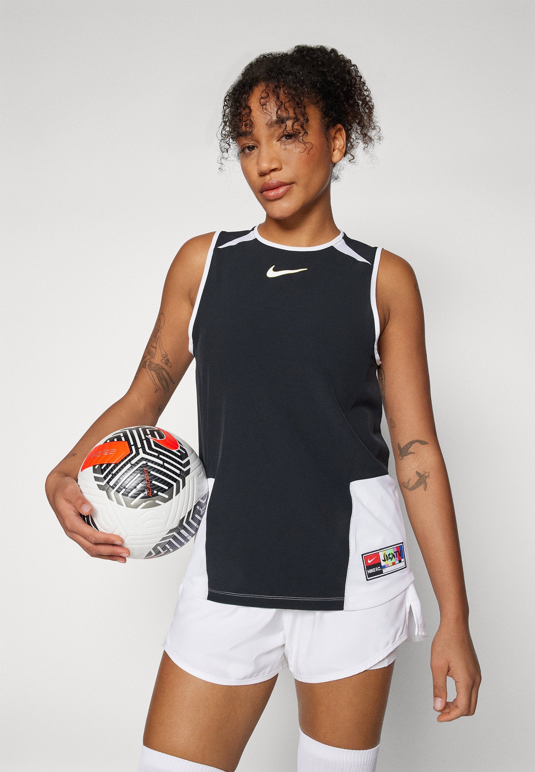 Nike Performance FC