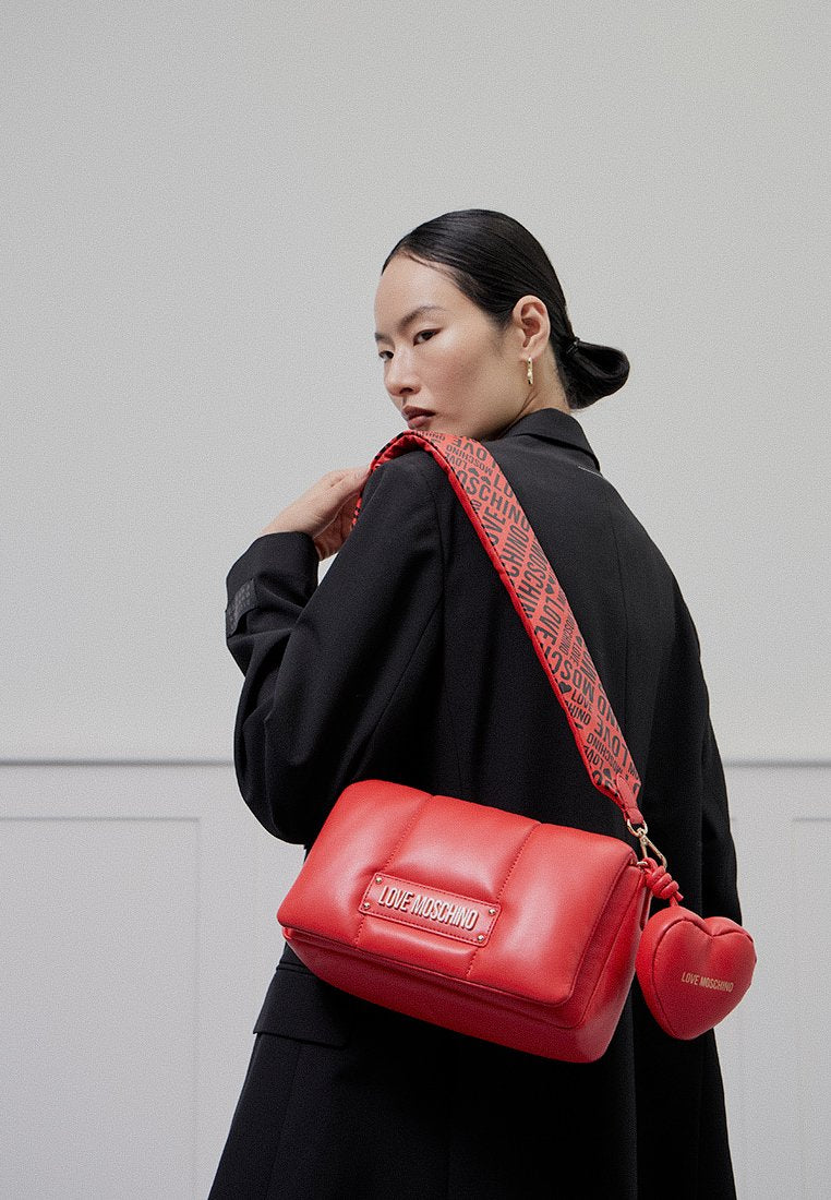 Love Moschino