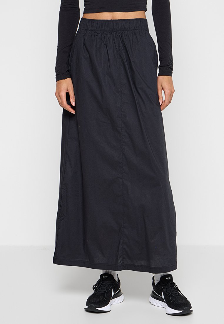 Nike Sportswear LOOSE FIT