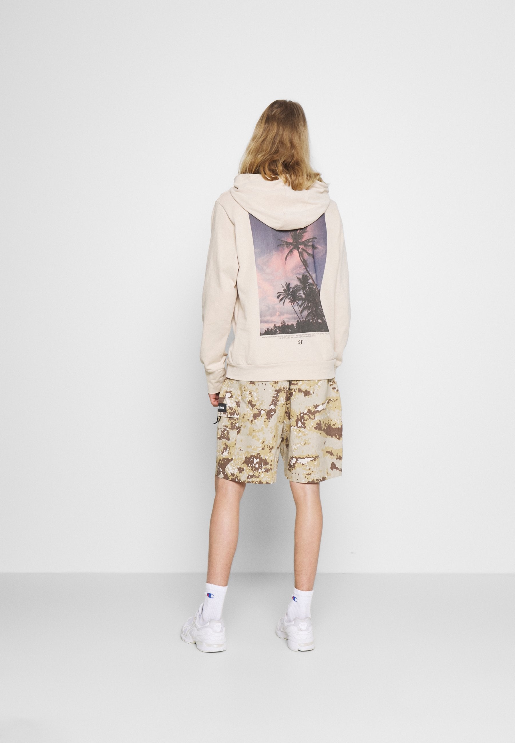 Sixth June CAMO CARGO