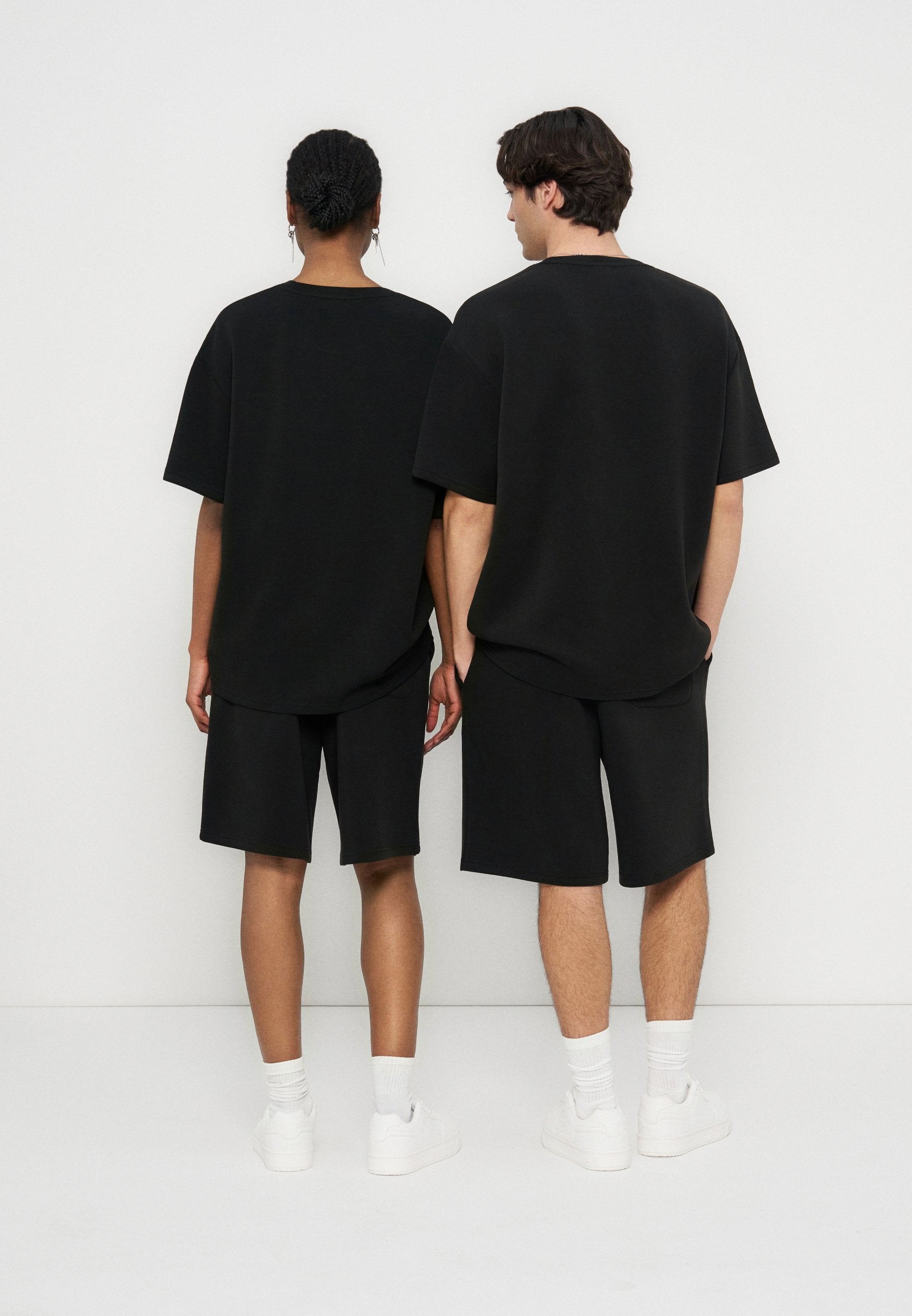 YOURTURN OVERSIZED FIT & SHORTS SET