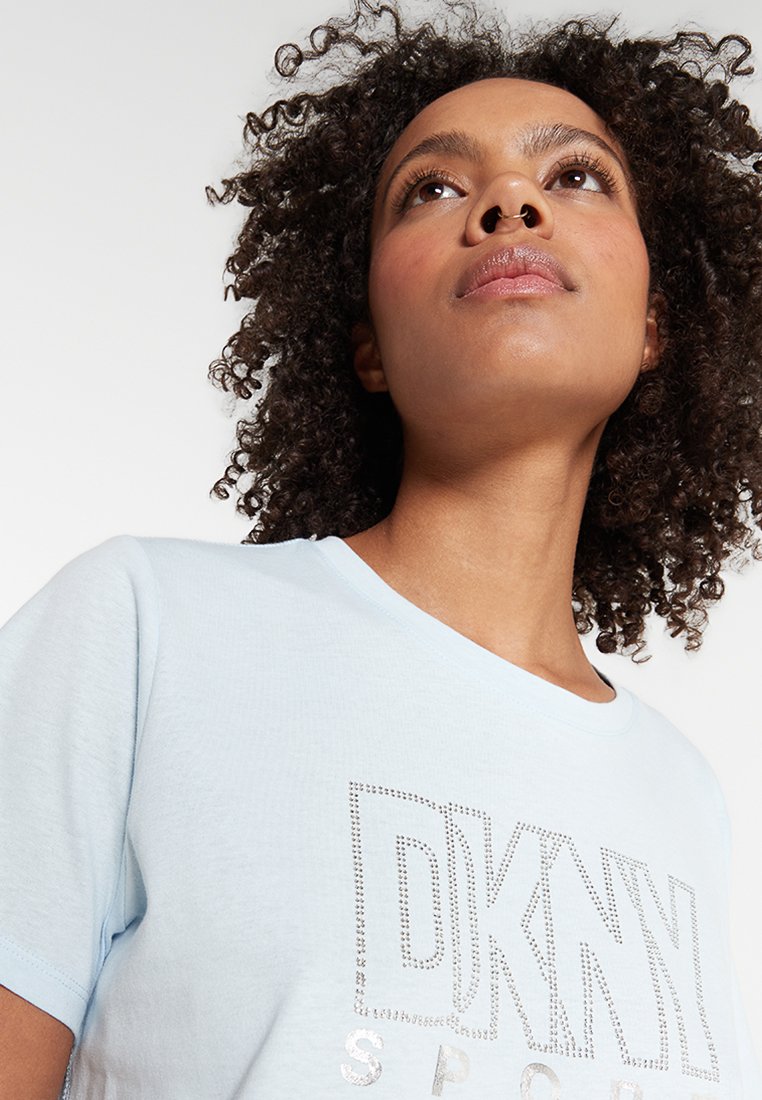 DKNY Sport