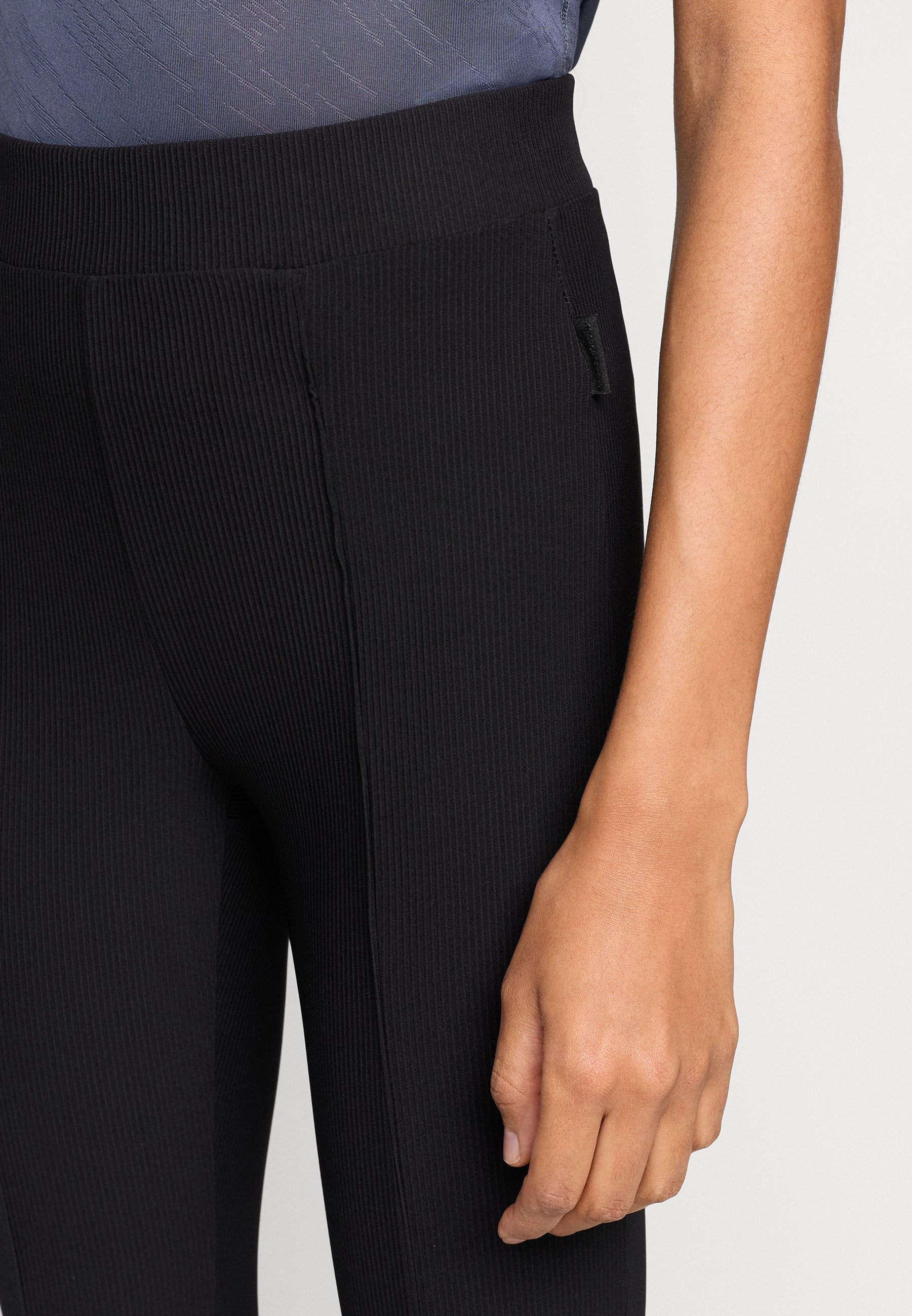 4F TIGHTS CAS