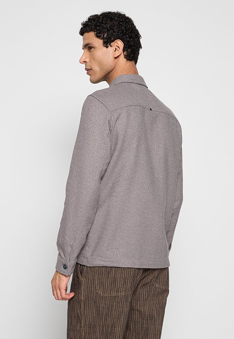 FULL BUTTON STRETCH Media 3