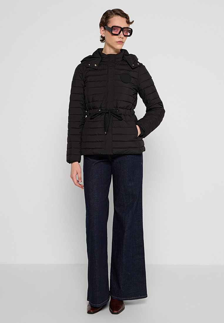 KARL LAGERFELD Daunenjacke Media 2