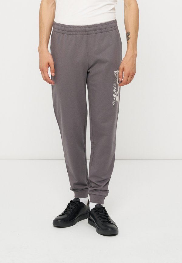 EA7 Emporio Armani