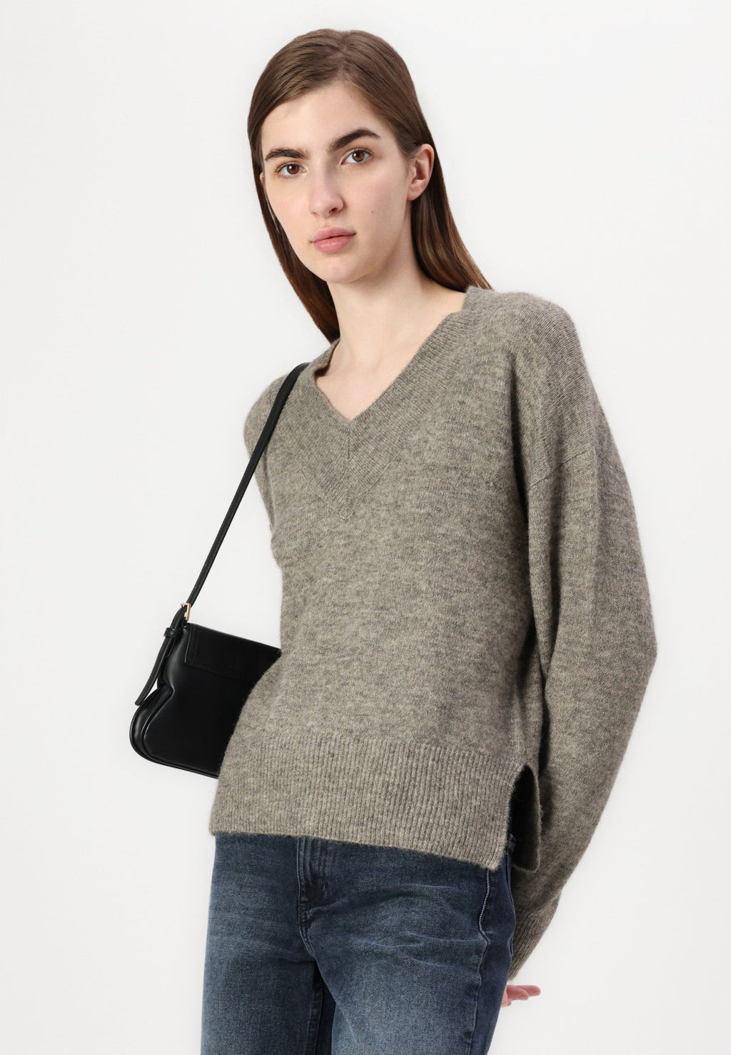 Even&Odd V NECK WITH SIDE SLITS