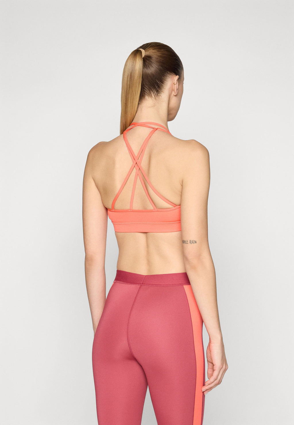 Puma MOVE STRAPPY BRA