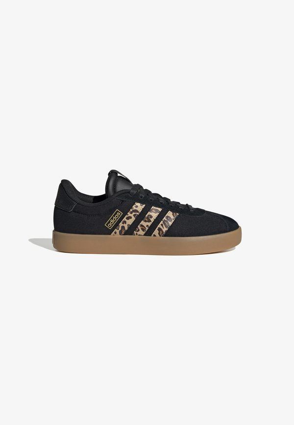 adidas Sportswear VL Court 3.0 Shoes - Trainers - cblack shabrn magold