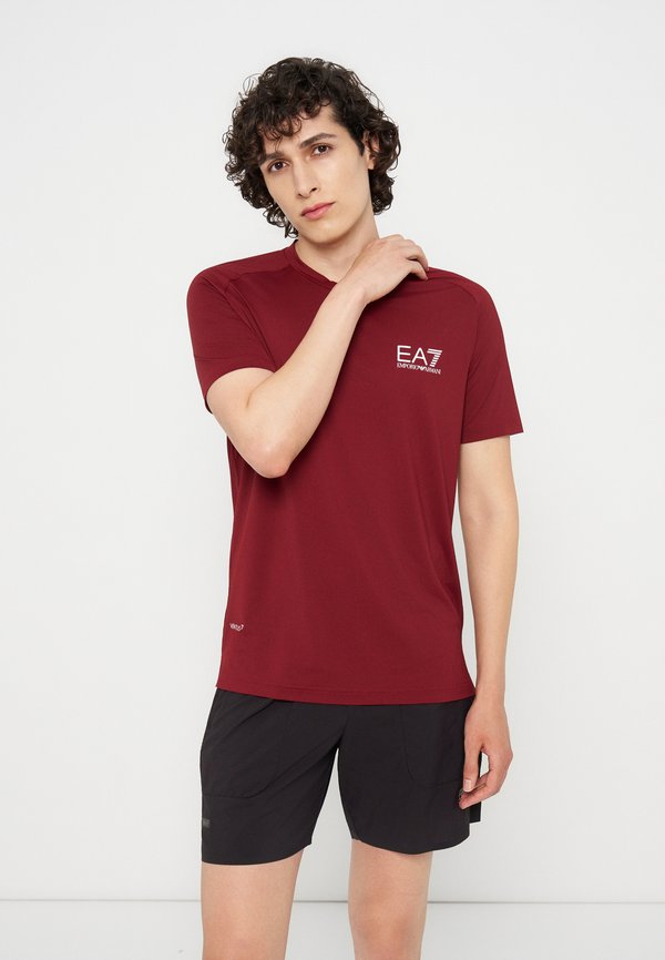 EA7 Emporio Armani