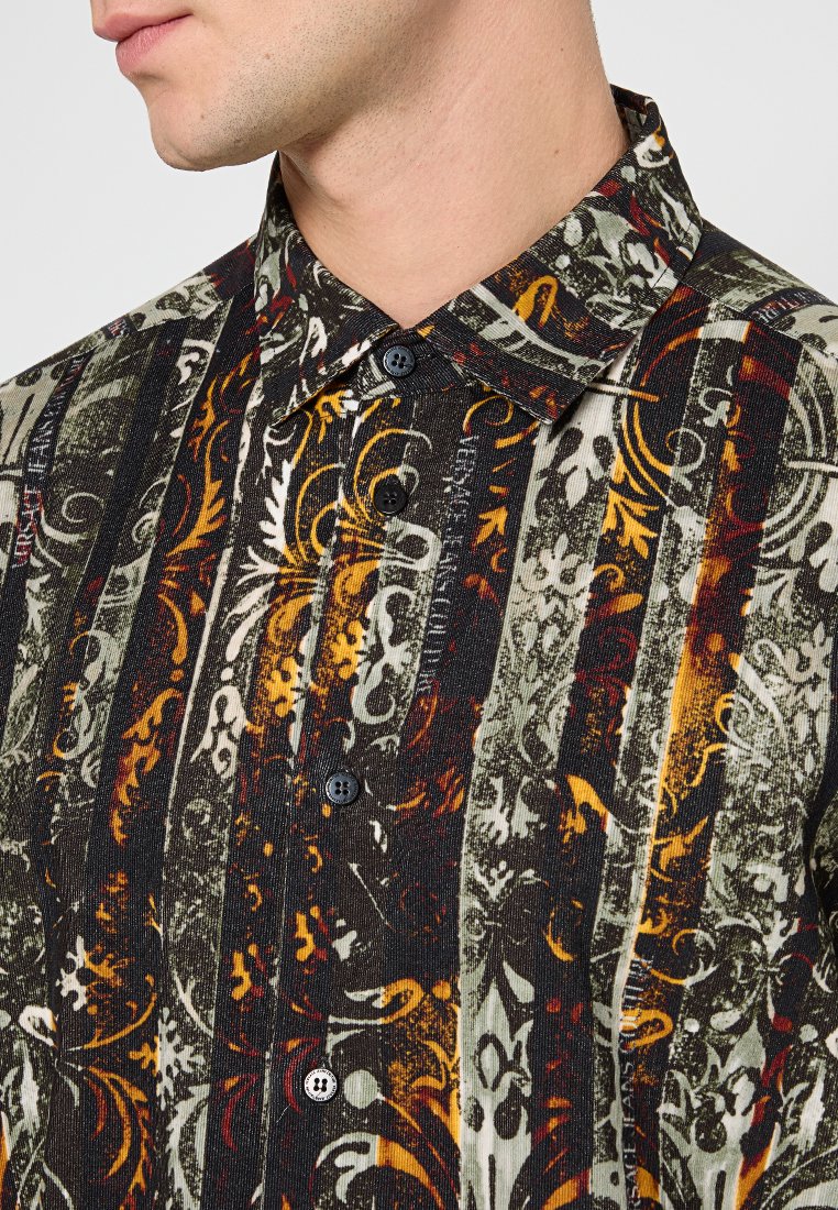 Versace Jeans Couture