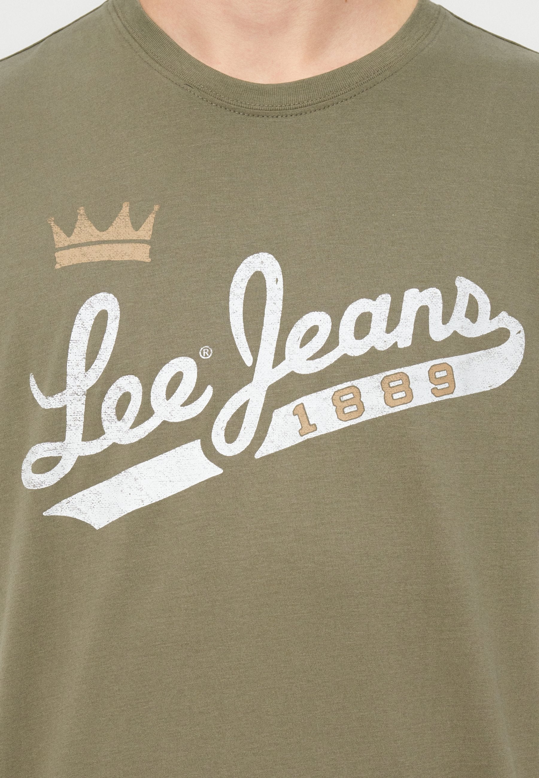 Lee