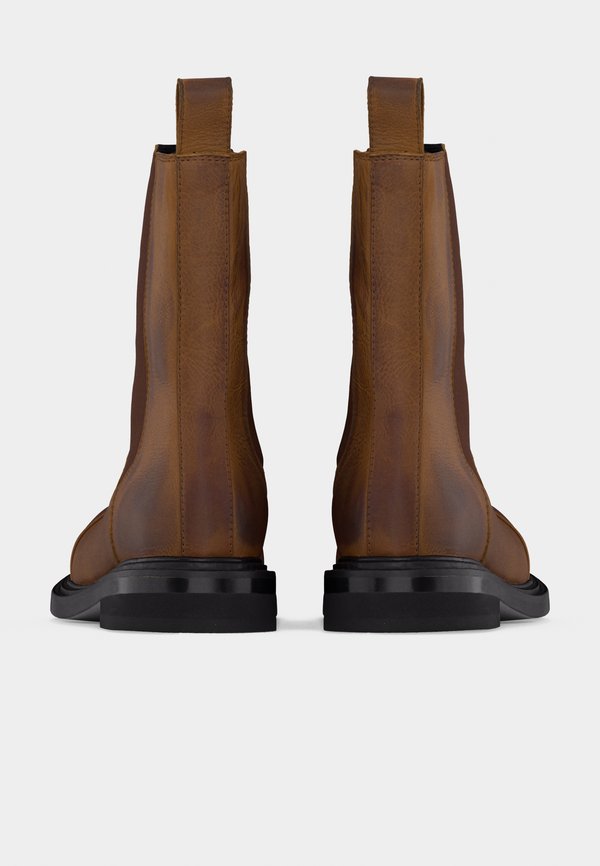 MOSCHINO SCARPONCINO DONNA