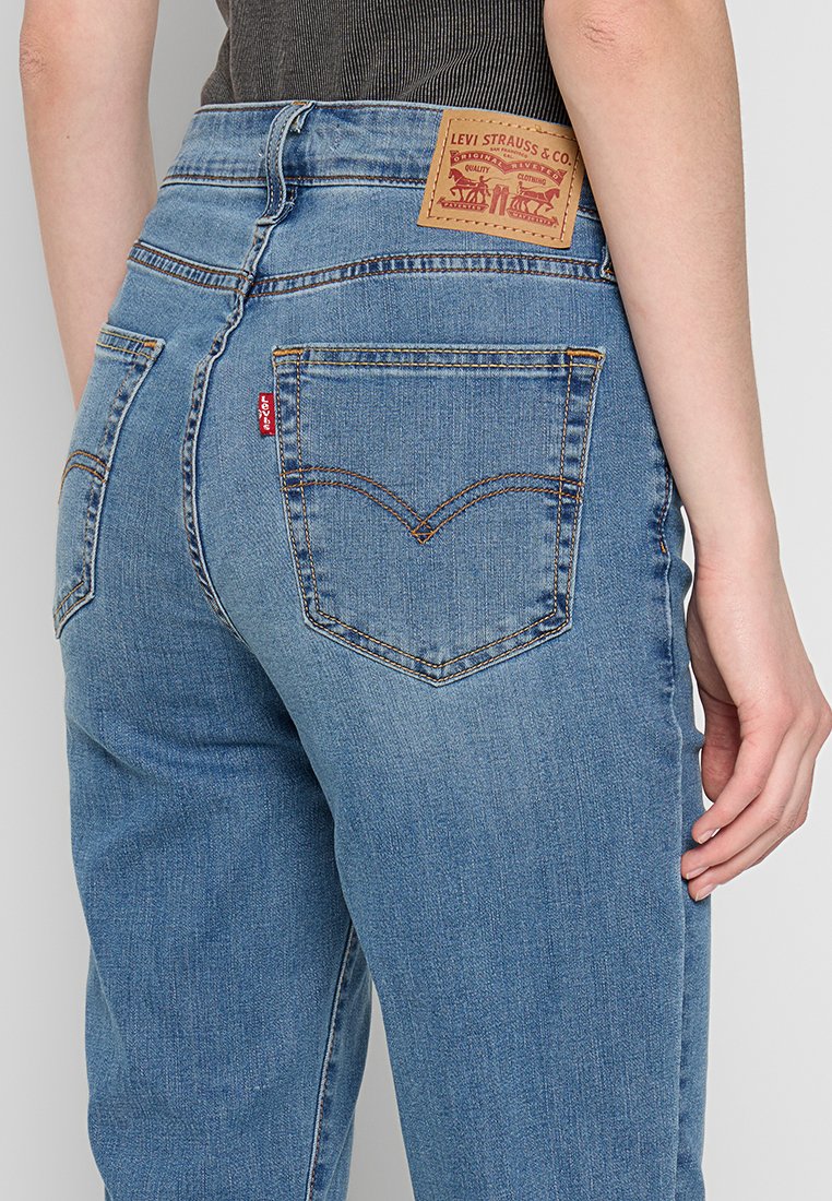 Levi's® 721 HIGH RISE SKINNY