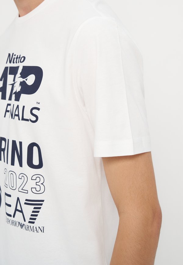 EA7 Emporio Armani