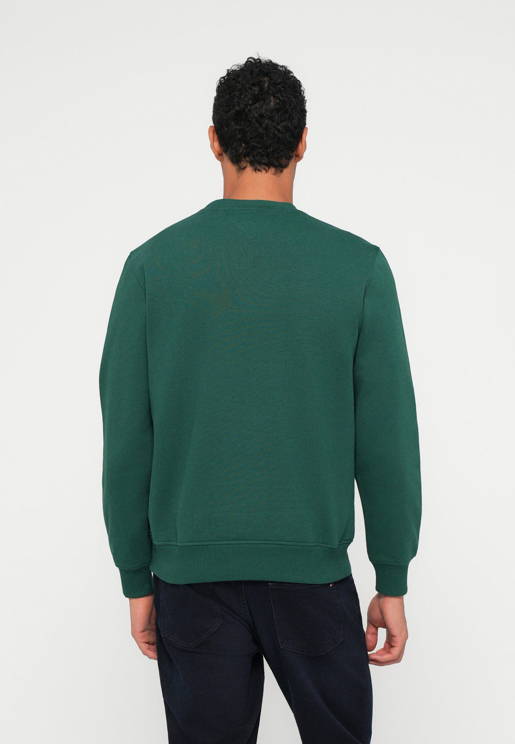 MODERN ATHLEISURE Media 4