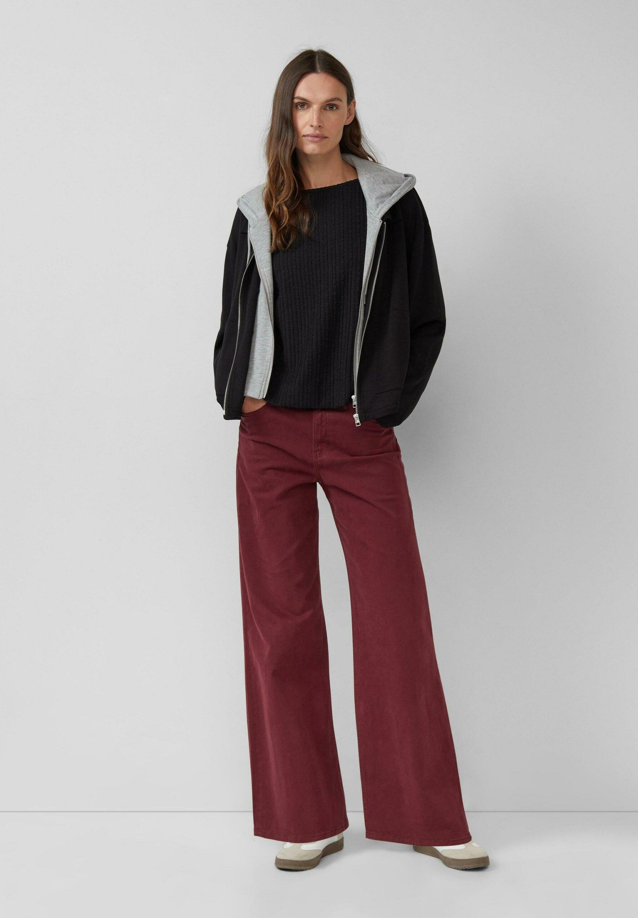 s.Oliver Langarmshirt Media 2