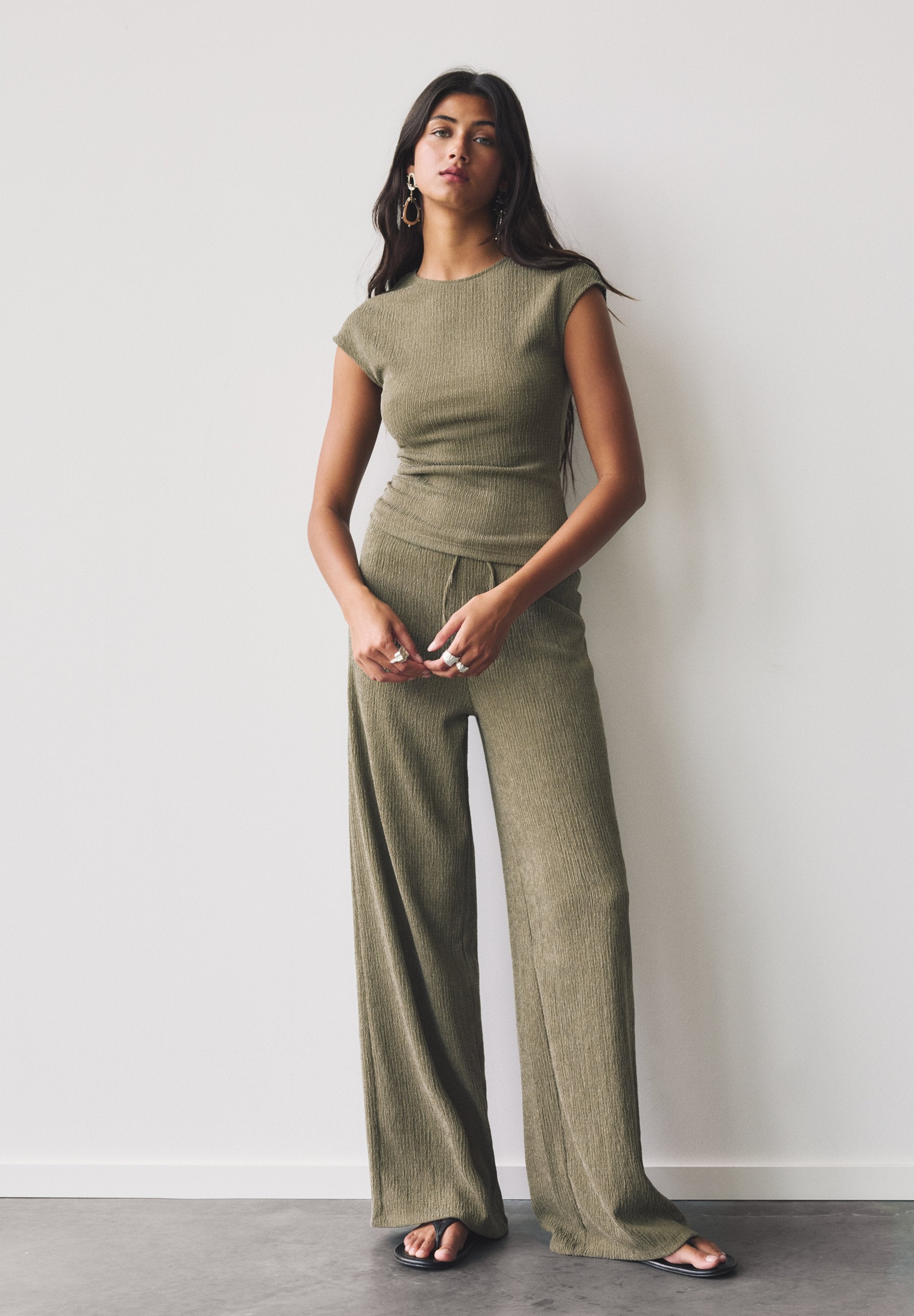 PULL&BEAR CREPE