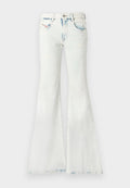 Hellblaue Jeans mit ausgestelltem Bein aus Denim, mit hoher Taille, dezenten Used-Effekten und weitem Beinabschluss. Klassisches Fünf-Taschen-Design.