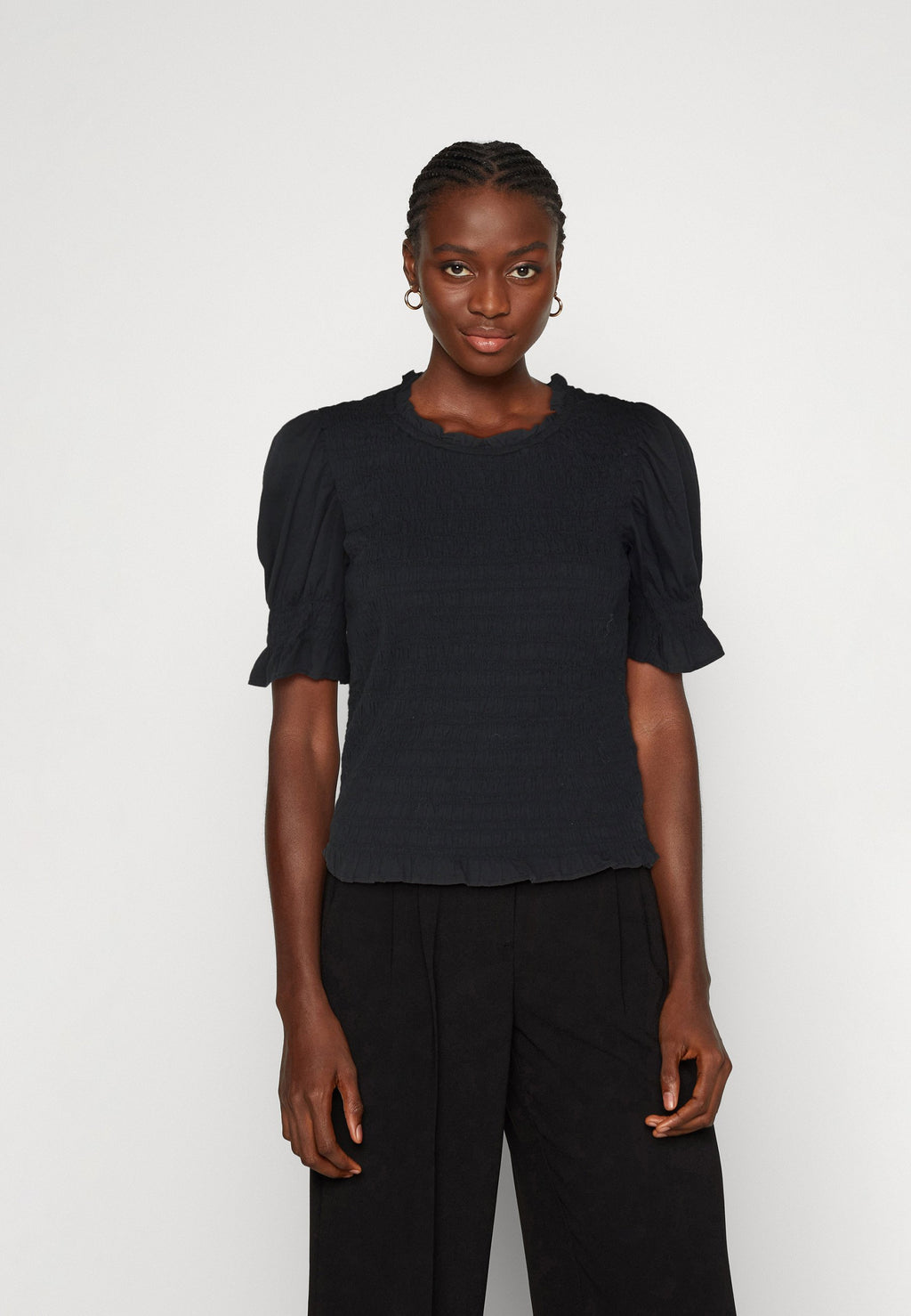 GAP SMOCKED