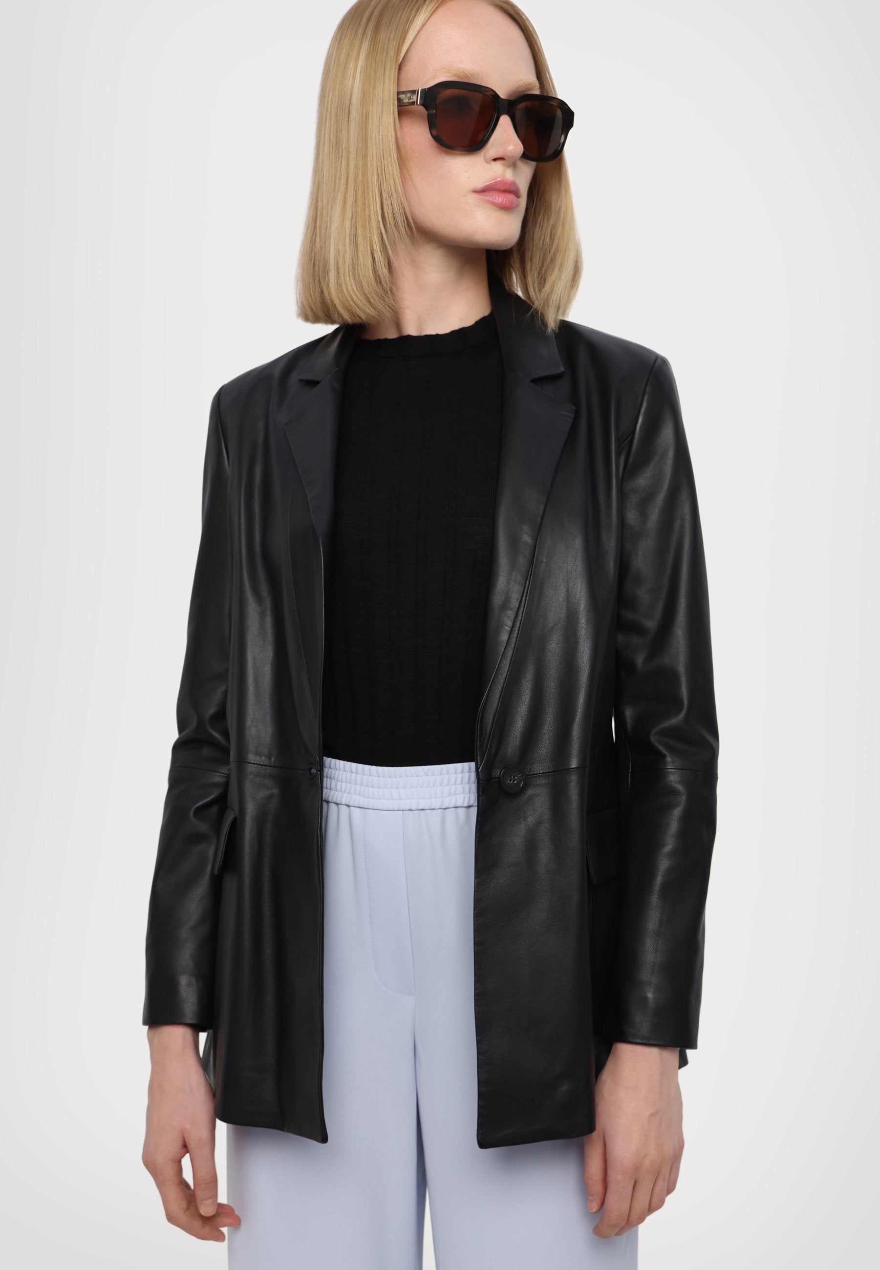 Emporio Armani READY TO WEAR