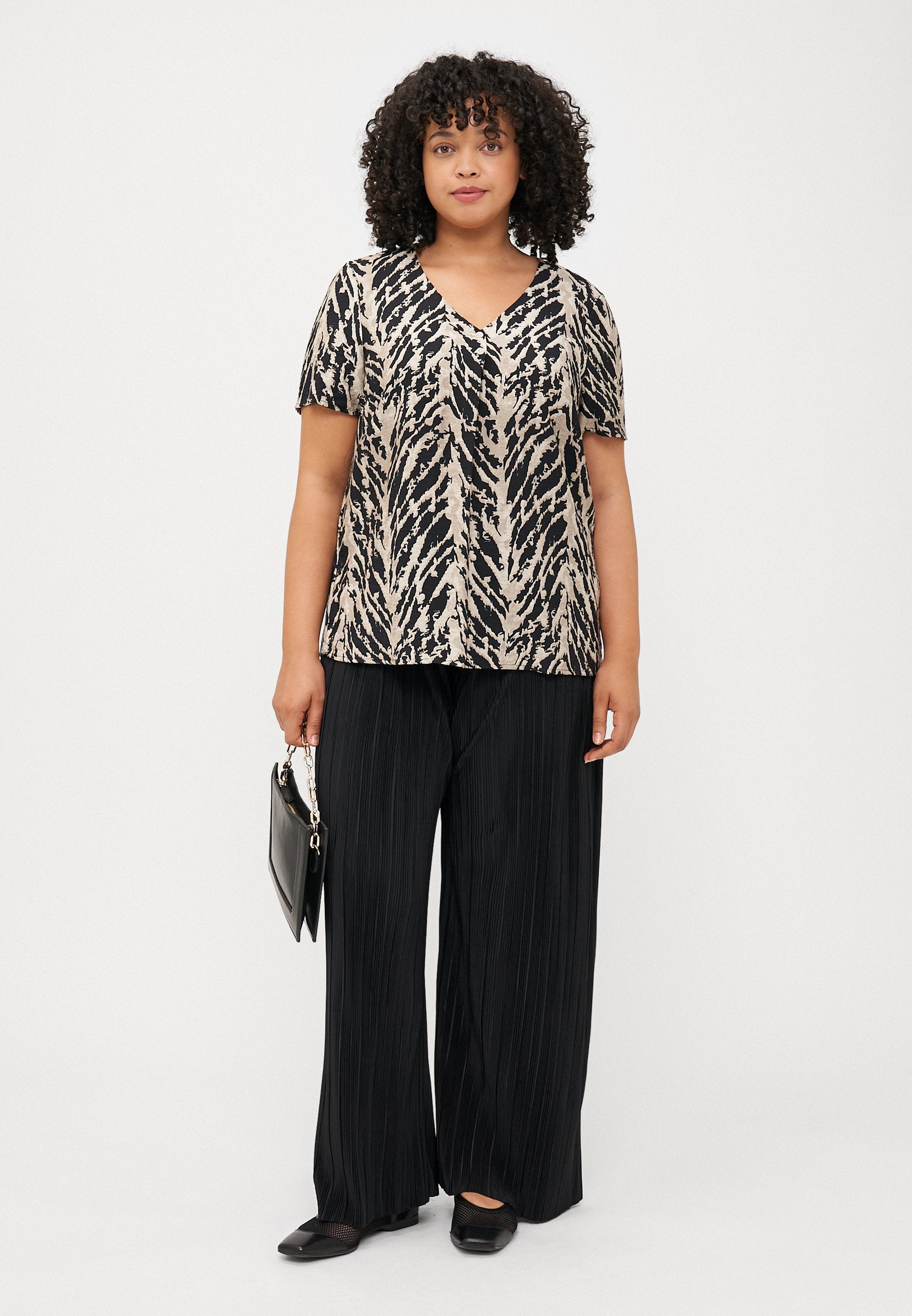 Vero Moda Curve VMCLUCY V NECK