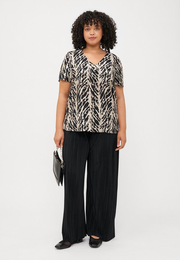 Vero Moda Curve VMCLUCY V NECK