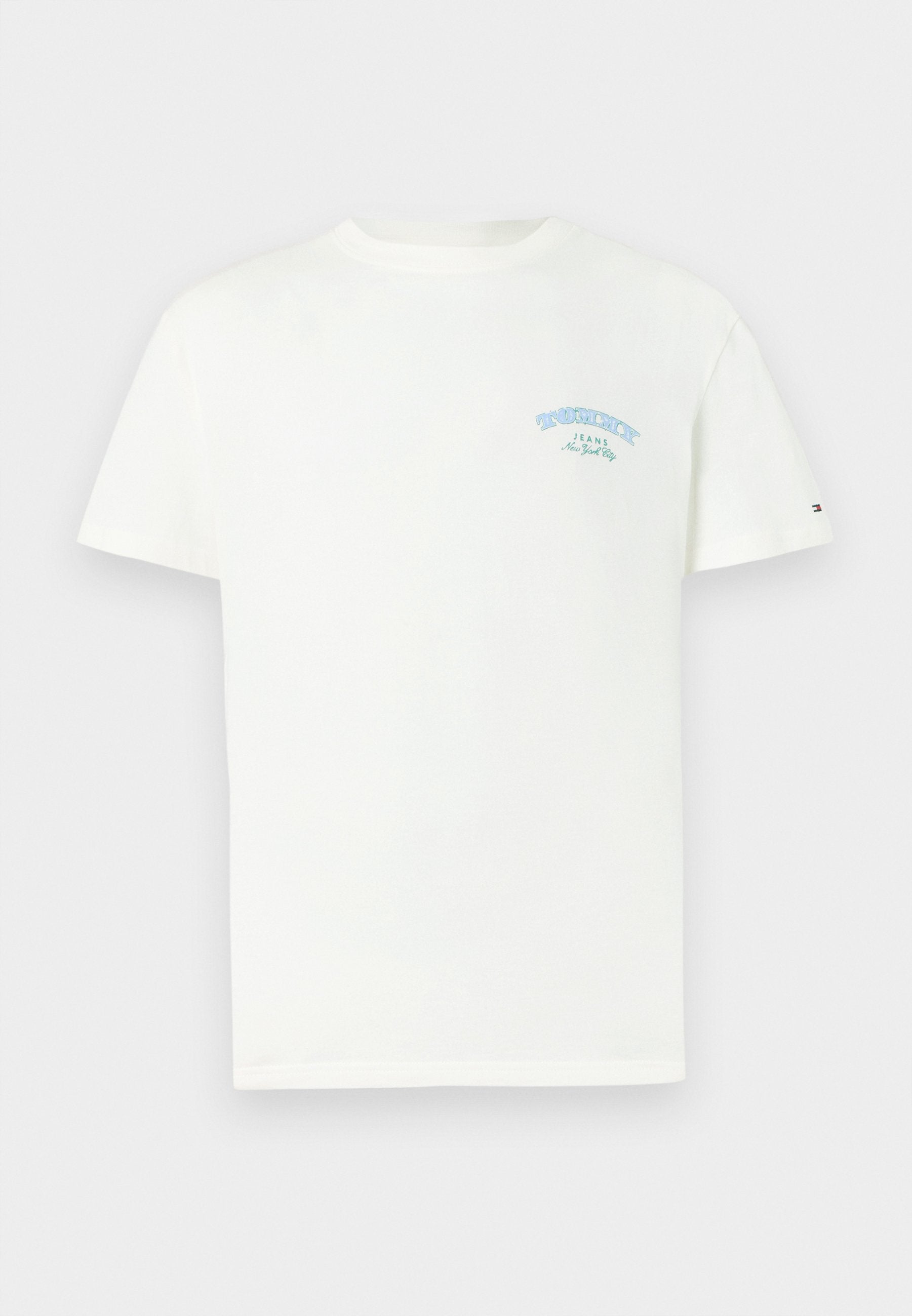 Weißes Baumwoll-T-Shirt, kurze Ärmel, Rundhals, mit hellblauer Schrift auf der linken Brust, die "TRUCKER JEANS New York City" liest.