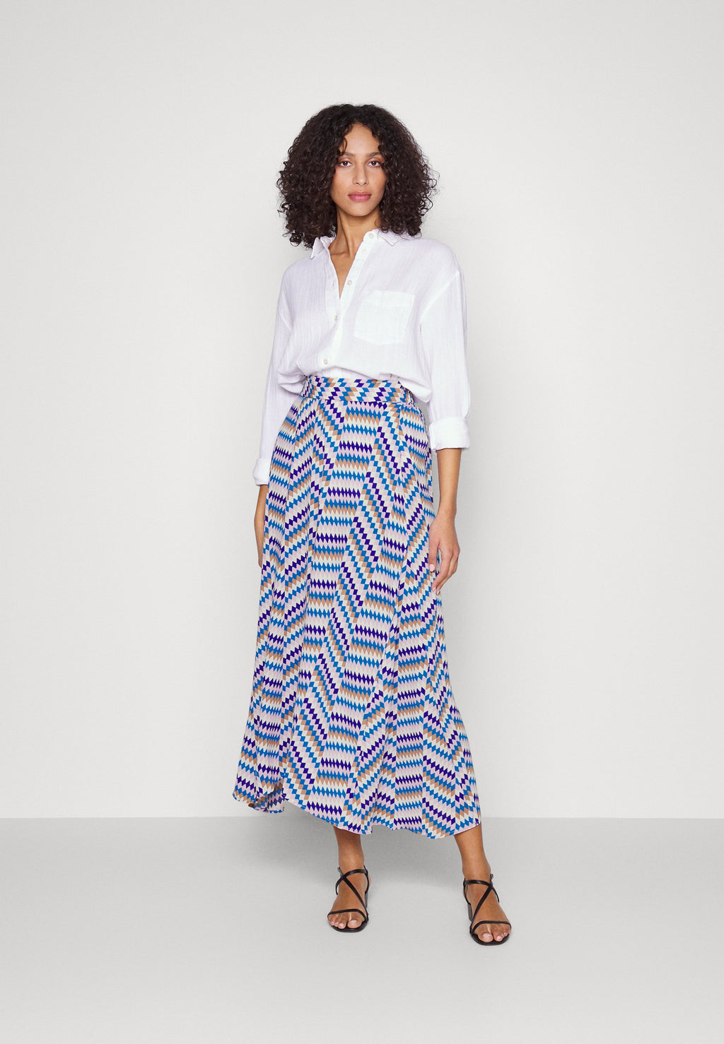 ONLSTELLA LIFE MIDI SKIRT Media 2