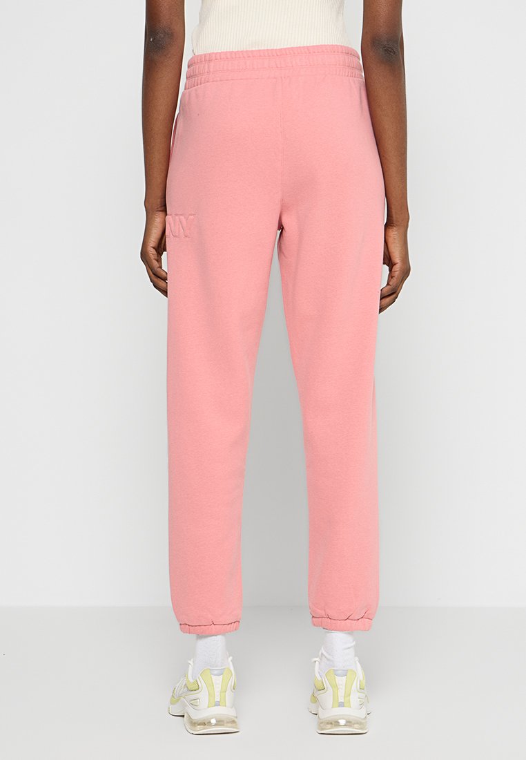 DKNY Sport