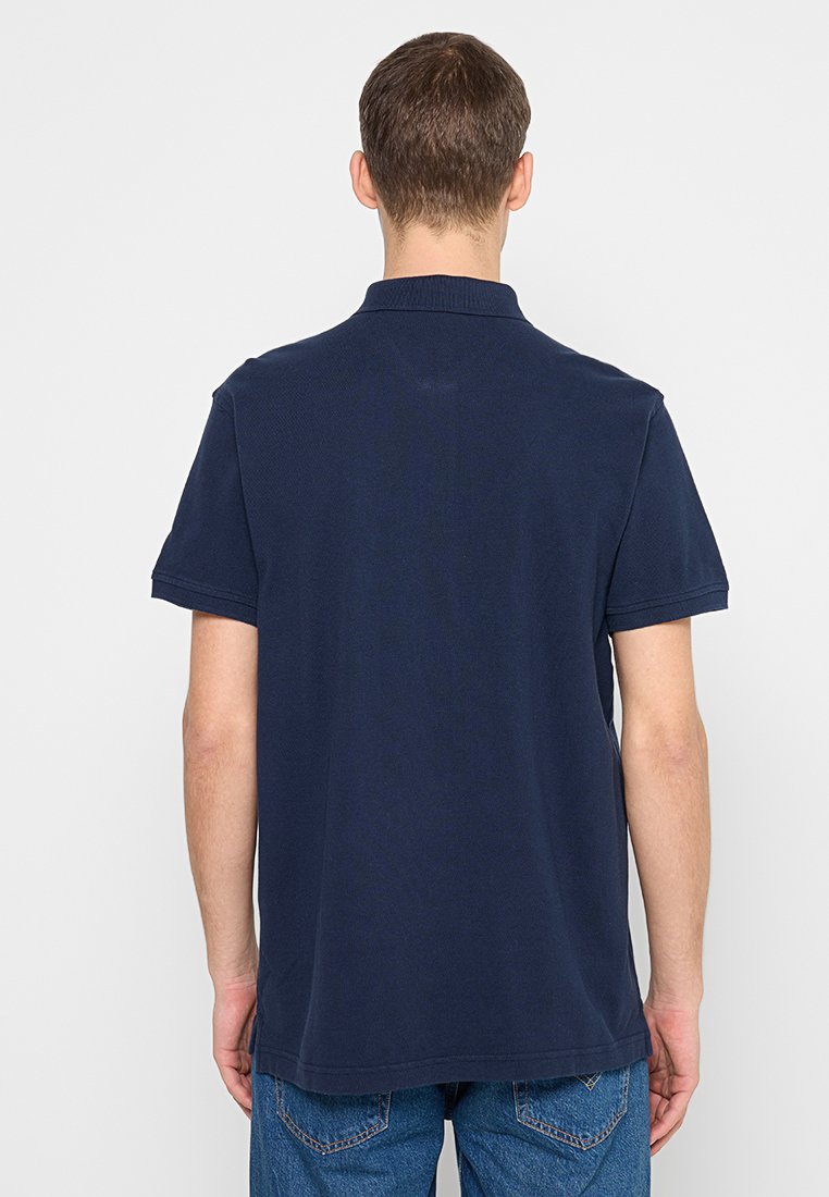 Levi's® STANDARD FIT