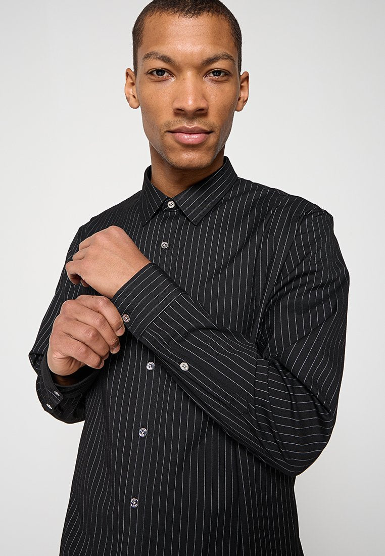 Michael Kors RELAXED FIT