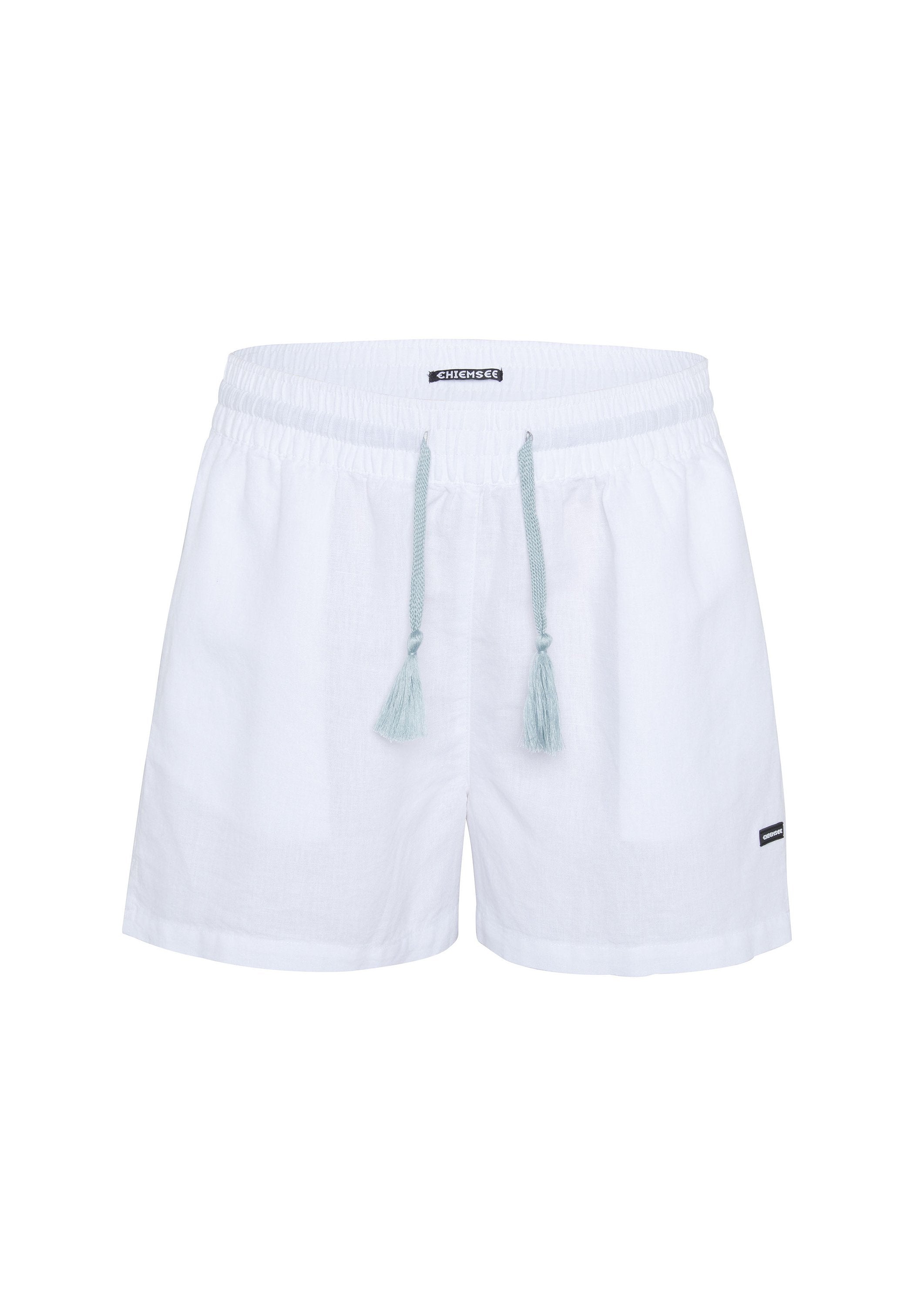 Weiße Leinen-Shorts mit lockerer Passform, ausgestattet mit einem elastischen Bund und einer hellblauen Kordel mit Quasten. Logo-Tag auf der Vorderseite.