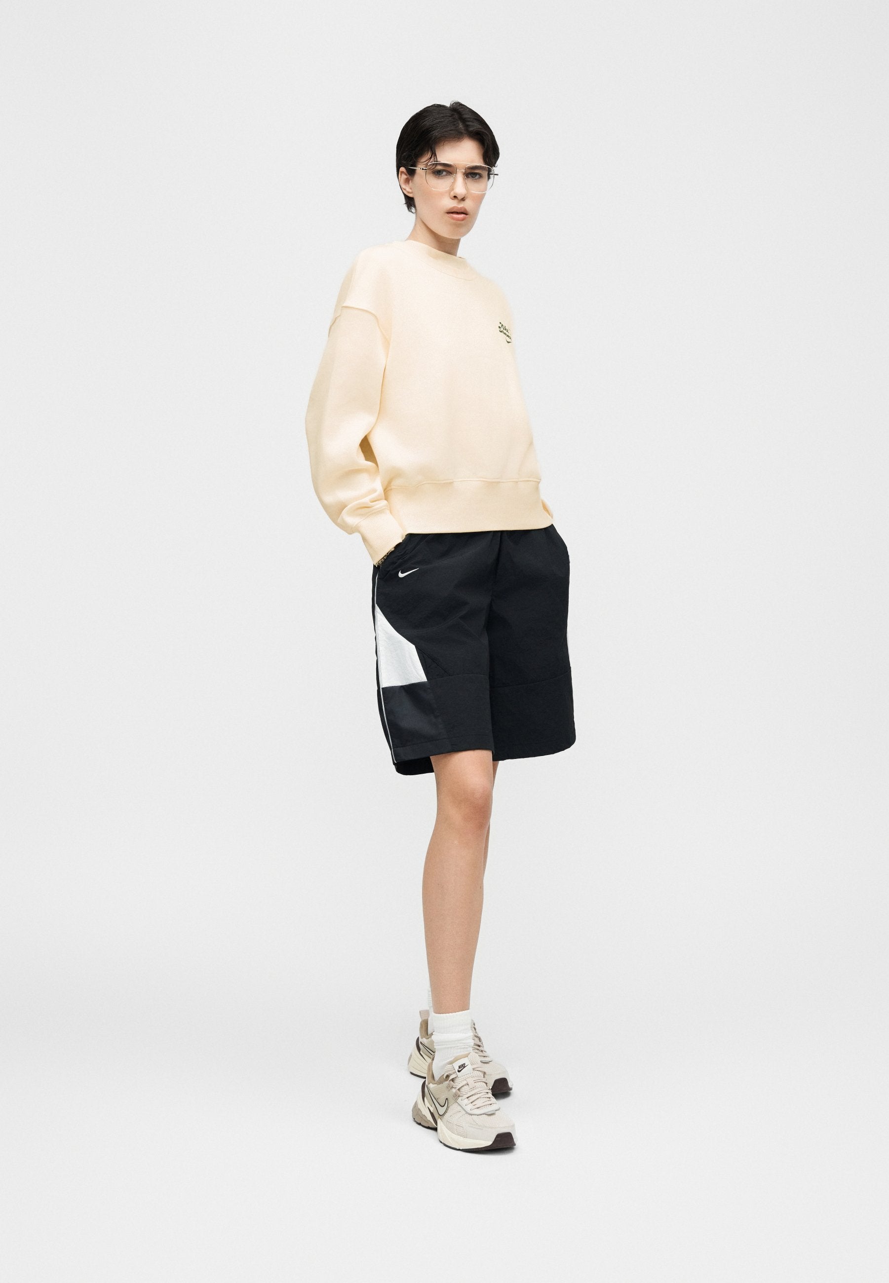 Nike Sportswear CREW