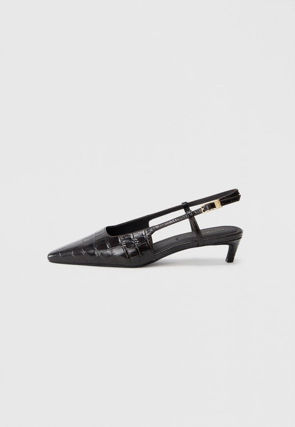Tommy Hilfiger Sandals - brookwood