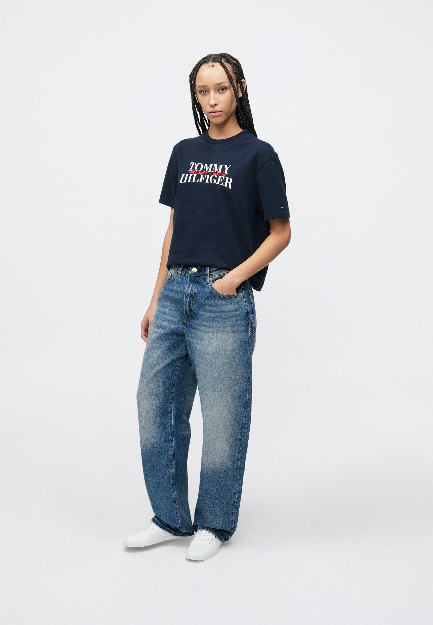 CLASSIC FLOCK LOGO RELAXED T-SHIRT Media 5