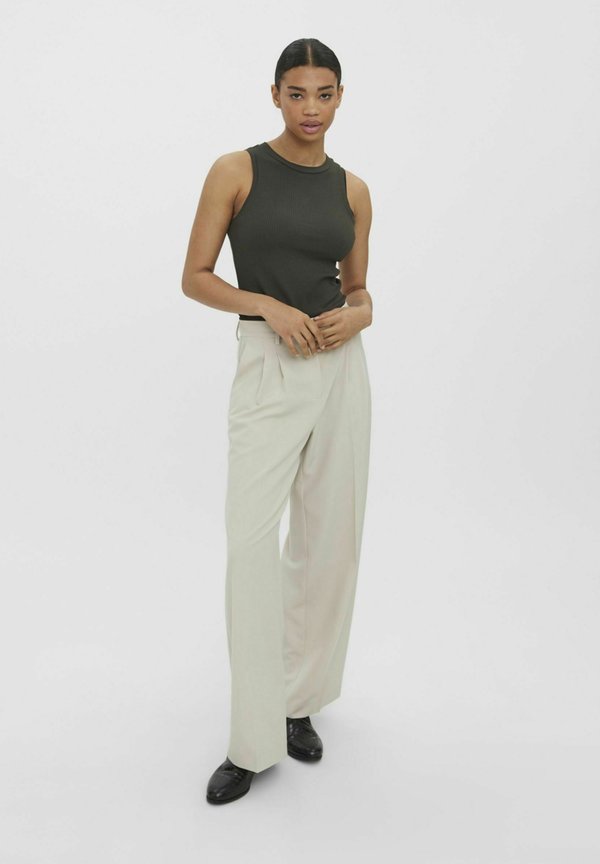 Vero Moda Trousers - silver lining