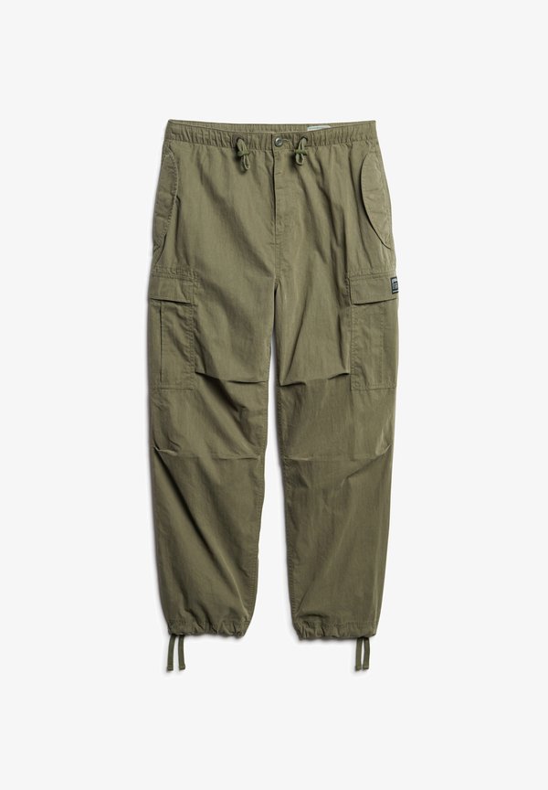 Superdry & Co PARACHUTE GRIP - Cargo trousers - olive night