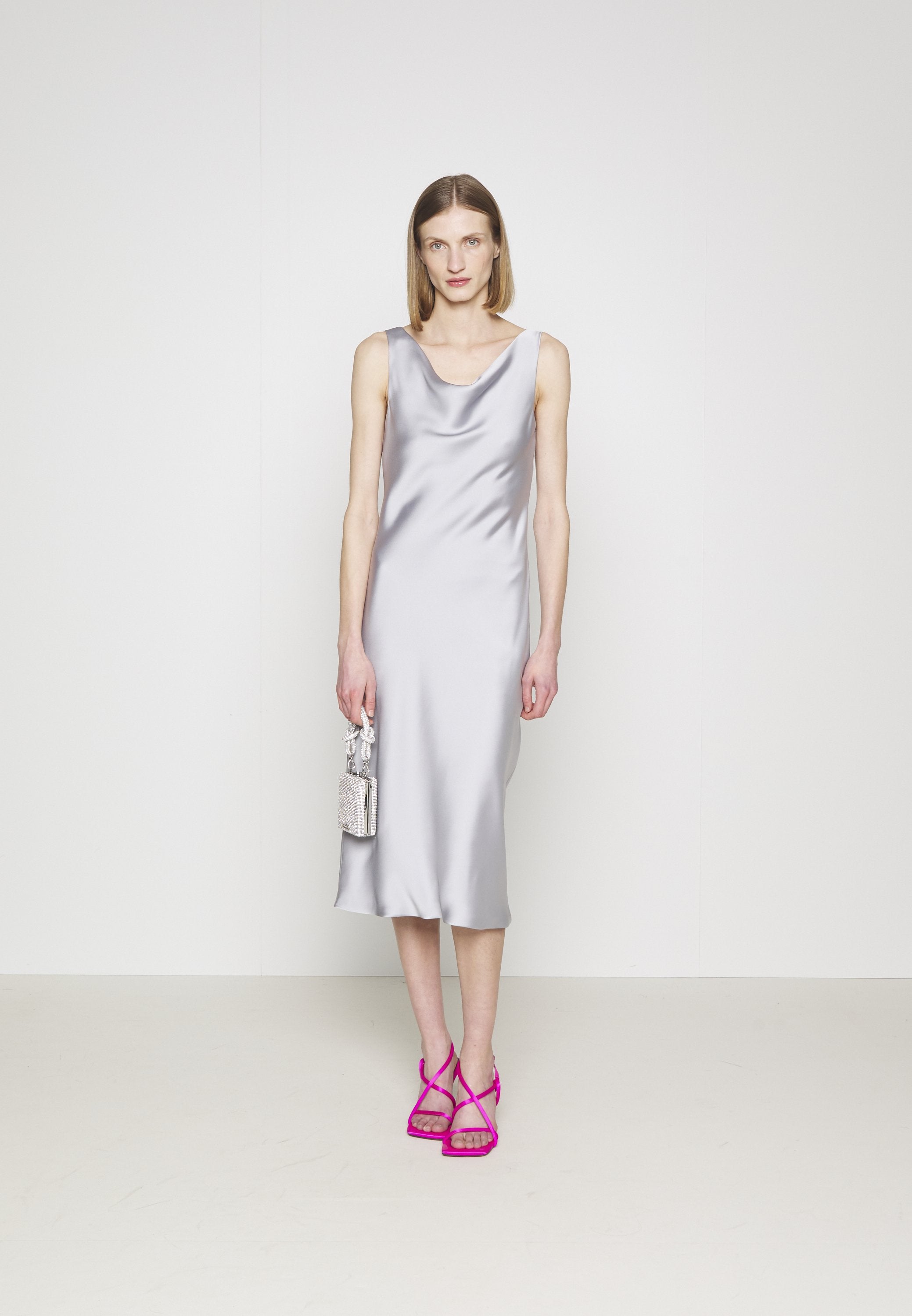 Norma Kamali MARIA DRESS TO MIDCALF