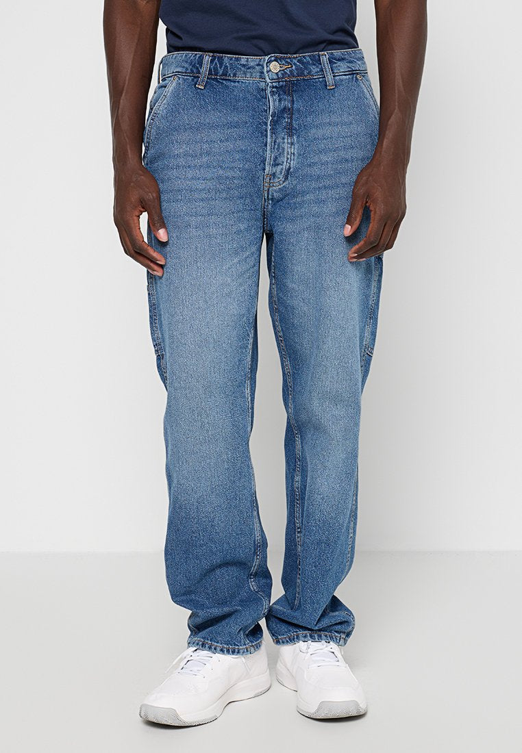 ONSEDGE STRAIGHT FIT Media 1