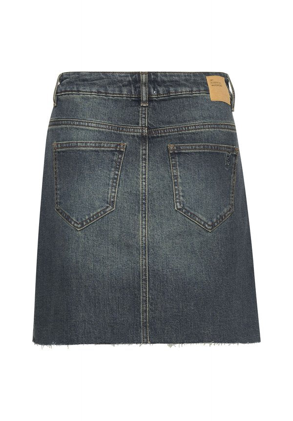 My Essential Wardrobe DANGOMW