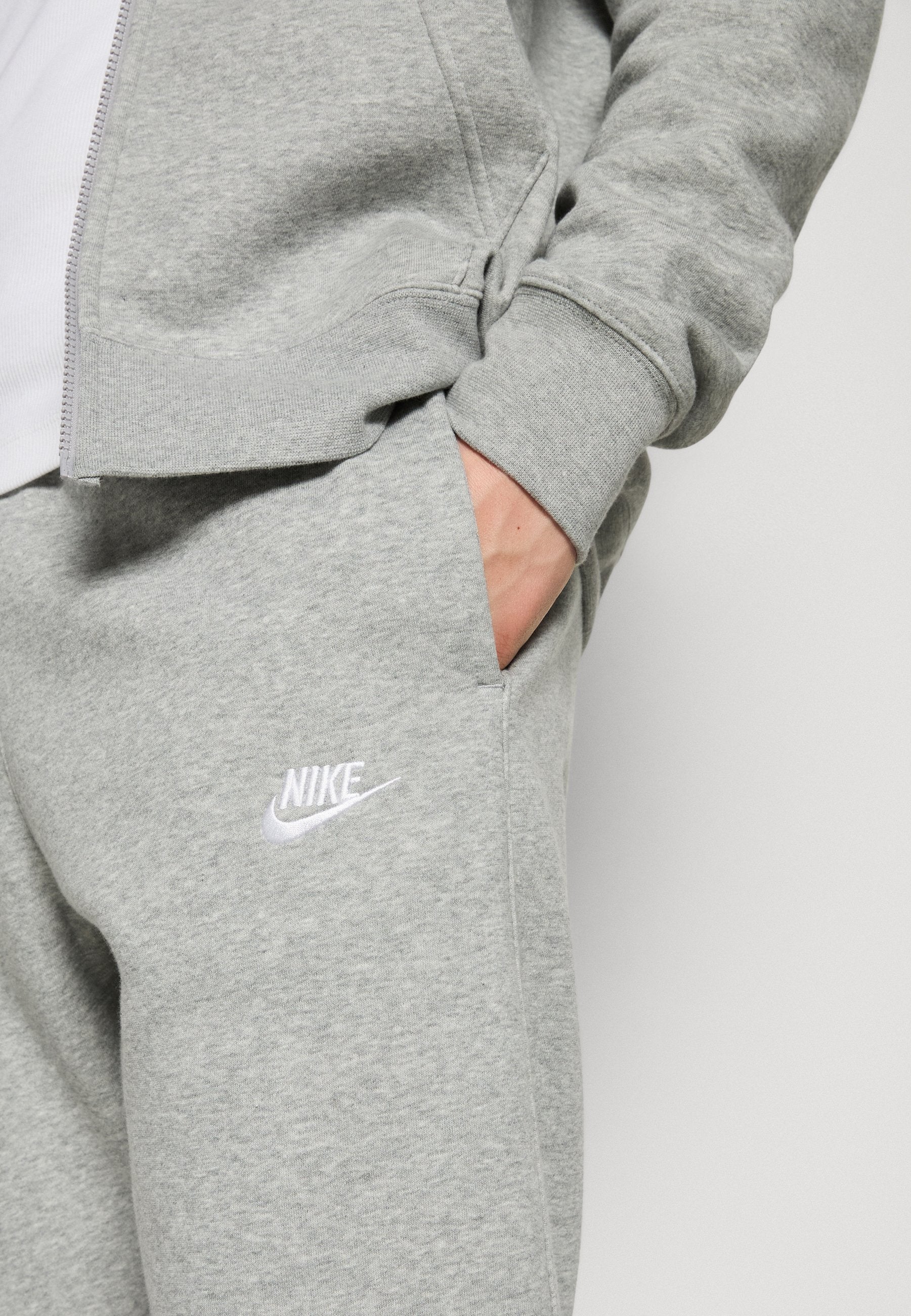 Nike Sportswear CLUB JGGR