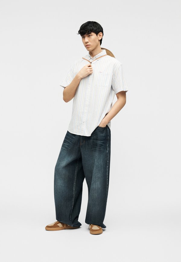 Jack & Jones JJDEVIN STRIPE SHIRT