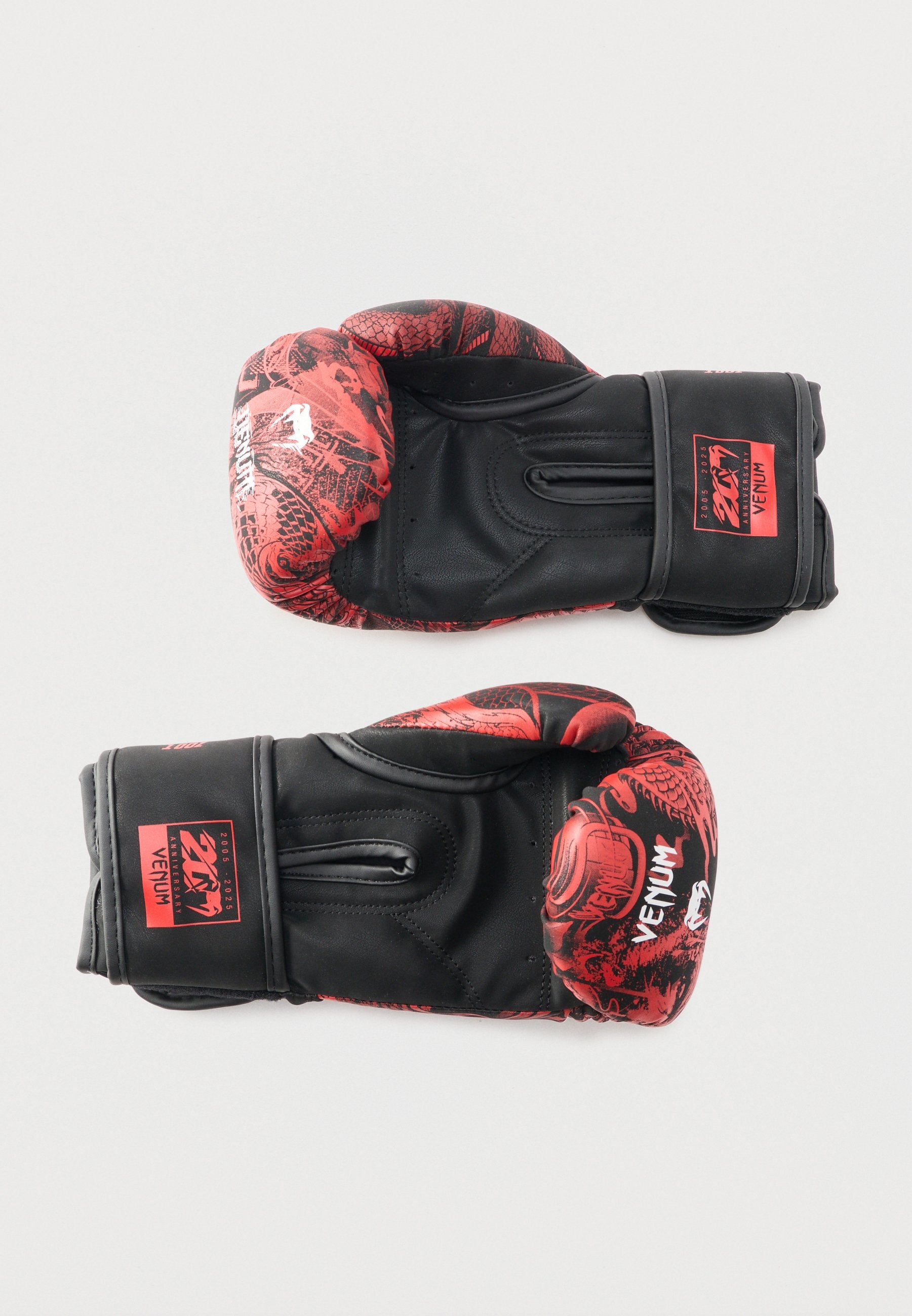 Venum 20TH ANNIVERSARY BOXING GLOVES