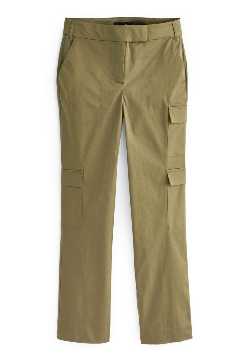 Olivgrüne Cargo-Hosen mit geradem Bein, seitlichen Klappentaschen, vorderen Taschen und Gürtelschlaufen am Bund.